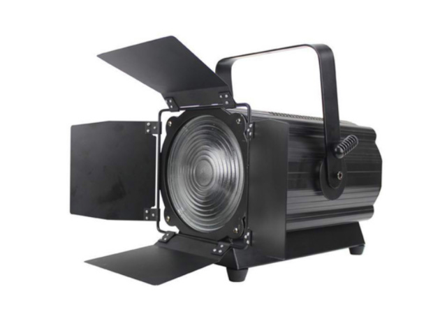  200W RGBW 4in1 LED Zoom Fresnel spotlight