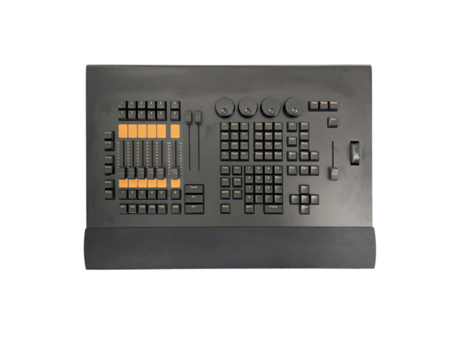 MA2-Comand Wing DMX Console